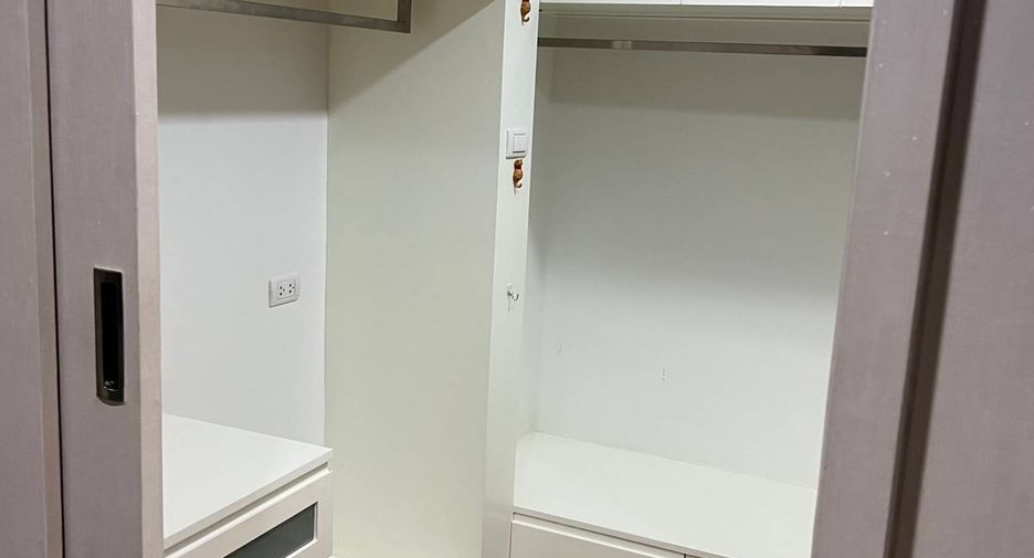 Wohnung zum Kauf mit 1 Zimmer in Yan Nawa, Bangkok