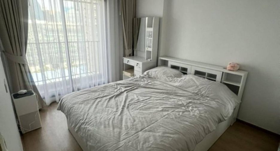 For sale 1 bed condo in Khlong Toei, Bangkok