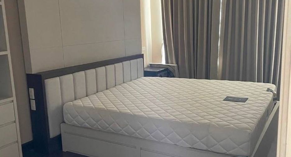 À vendre 1 chambre condo à Yan Nawa, Bangkok