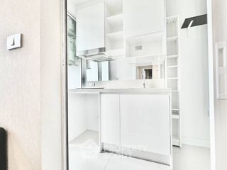 For sale 1 bed condo in Bang Na, Bangkok