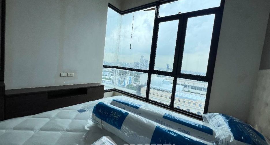 For sale 2 bedrooms condo in Watthana, Bangkok