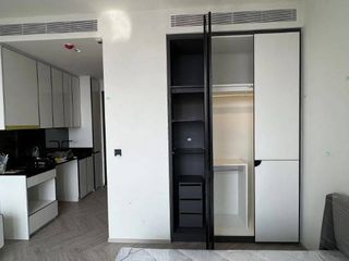 Wohnung zum Kauf mit 1 Zimmer in Khlong San, Bangkok