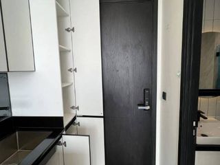 Wohnung zum Kauf mit 1 Zimmer in Khlong San, Bangkok