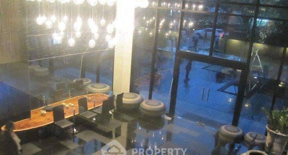 For sale 1 bed condo in Watthana, Bangkok