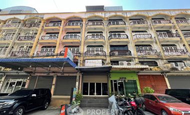 For sale 3 bedrooms townhouse in Bang Bon, Bangkok