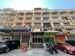 For sale 3 bedrooms townhouse in Bang Bon, Bangkok