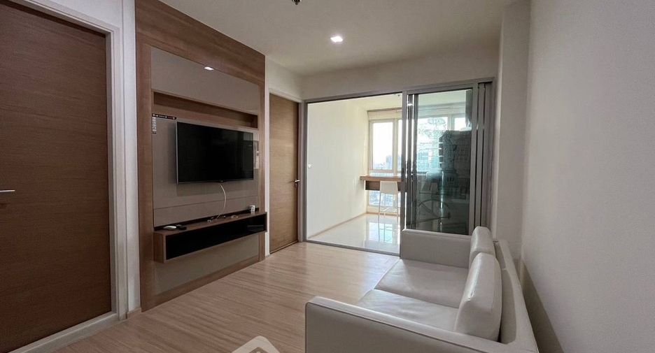 For sale 1 bed condo in Phra Khanong, Bangkok