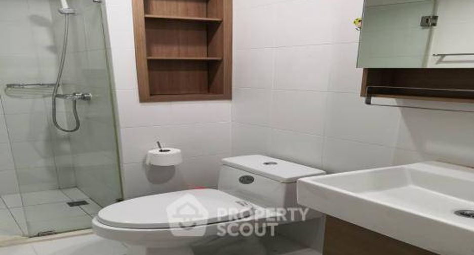 For sale 1 bed condo in Khlong Toei, Bangkok