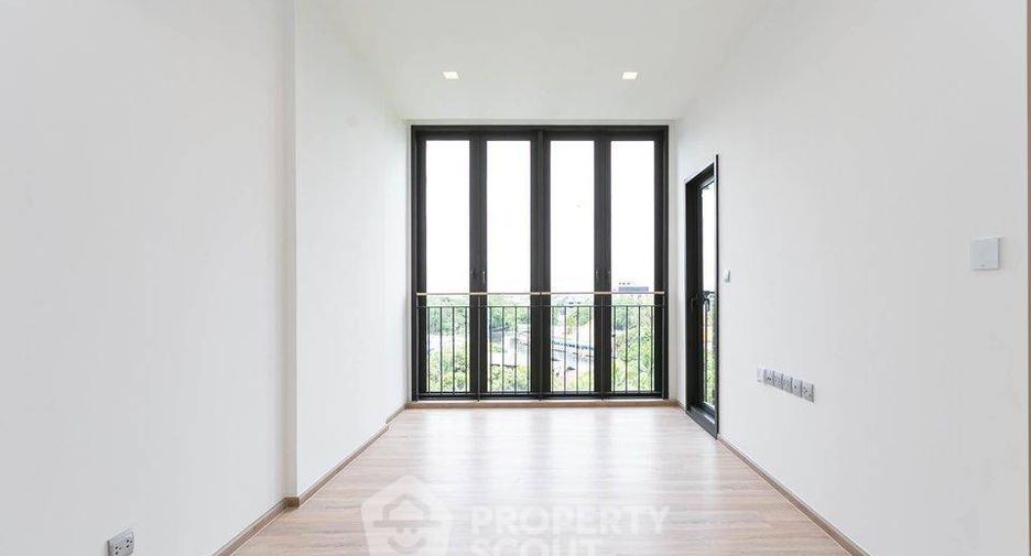 For sale 1 bed condo in Suan Luang, Bangkok