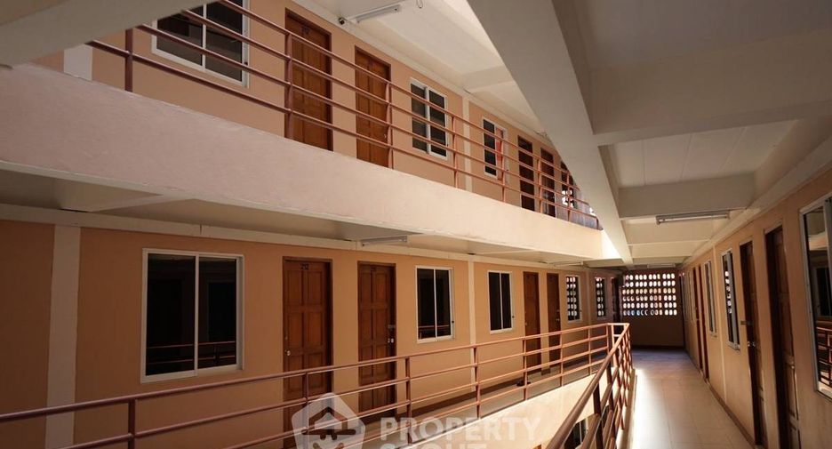 Apartamento en venta de 10 habitaciones en Bang Lamung, Chonburi
