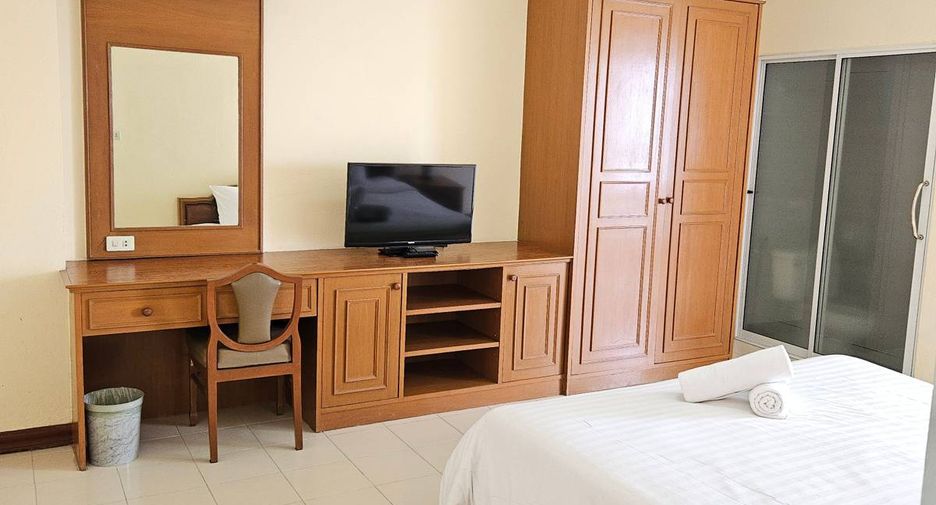 For rent 3 bedrooms apartment in Suan Luang, Bangkok