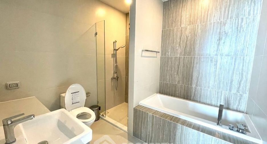 For sale 2 bedrooms condo in Si Racha, Chonburi