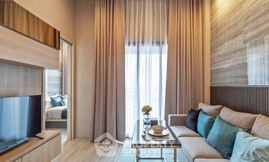 For sale 1 Beds condo in Phra Khanong, Bangkok