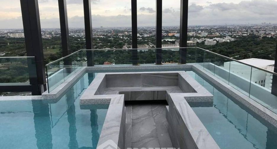 For sale 1 bed condo in Chatuchak, Bangkok