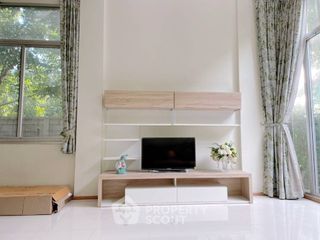 For sale 3 ベッドルーム townhouse in Khan Na Yao, Bangkok