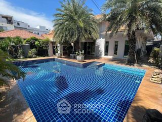 Villa zum Kauf mit 3 Zimmer in Bang Lamung, Chonburi