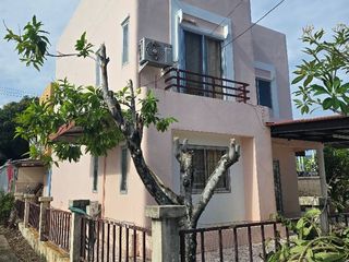 Продажа 2 спальни дом в Si Racha, Чонбури