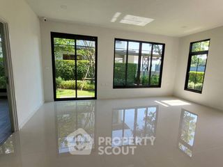 For sale 4 bedrooms house in Thung Khru, Bangkok