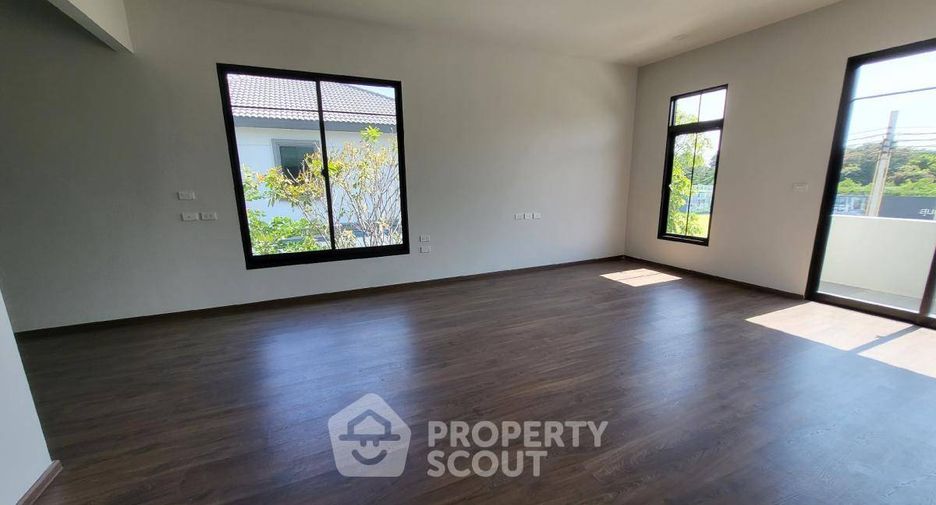 À vendre 4 chambres maison à Thung Khru, Bangkok