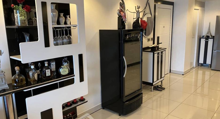 For sale 2 bedrooms condo in Jomtien, Pattaya