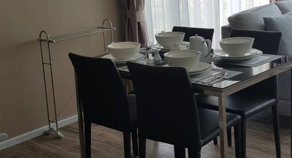 For rent and for sale 2 bedrooms condo in Si Racha, Chonburi