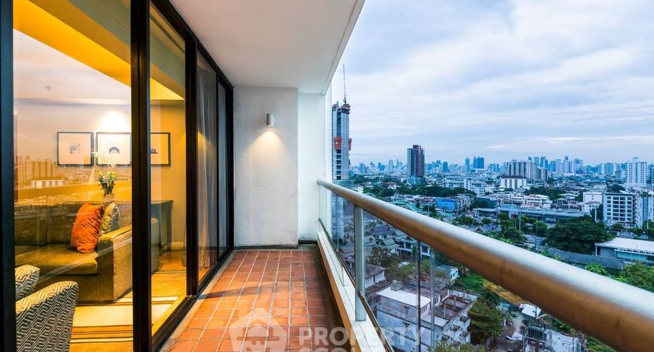 À louer 2 chambres appartement à Yan Nawa, Bangkok