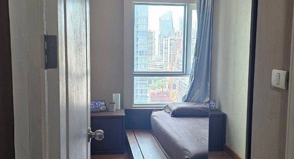 For sale 1 bed condo in Huai Khwang, Bangkok
