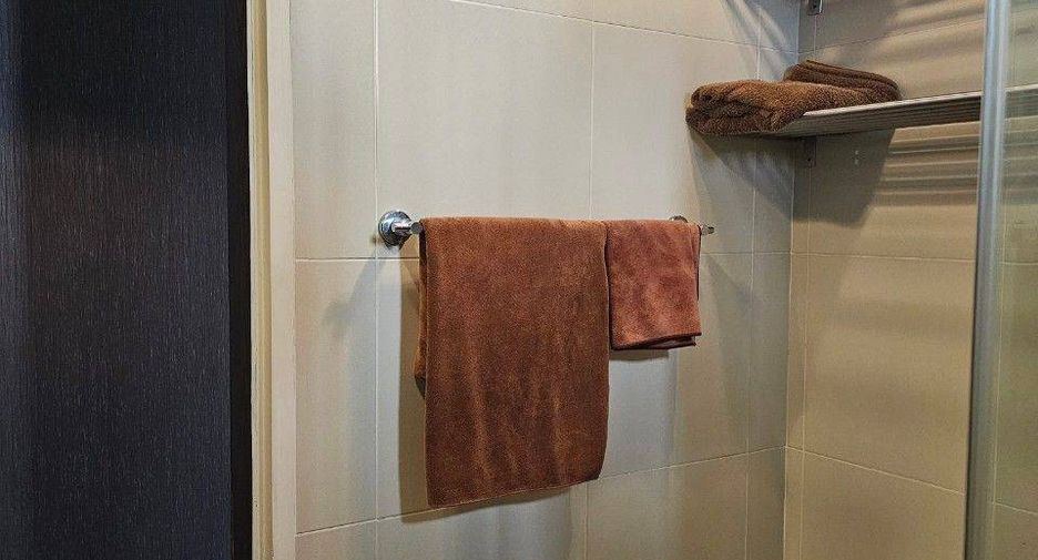 For sale 1 bed condo in Huai Khwang, Bangkok