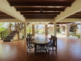 For sale 5 bedrooms house in Mueang Chon Buri, Chonburi