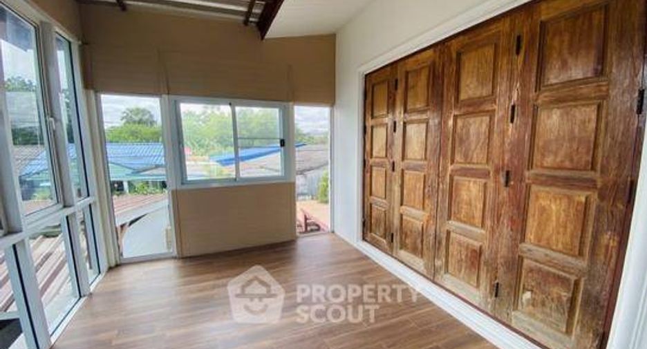 Casa en venta de 5 habitaciones en Mueang Chon Buri, Chonburi