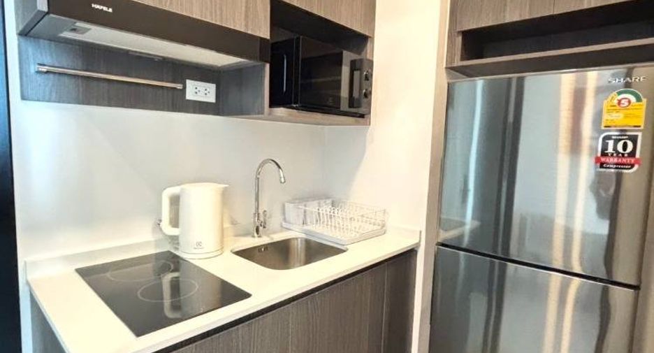 Wohnung zum Kauf mit 1 Zimmer in Si Racha, Chonburi