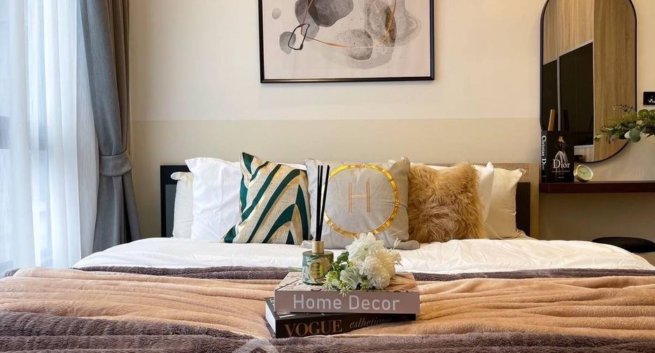For sale 1 bed condo in Phra Khanong, Bangkok