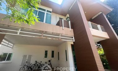 For sale 3 bedrooms house in Si Racha, Chonburi