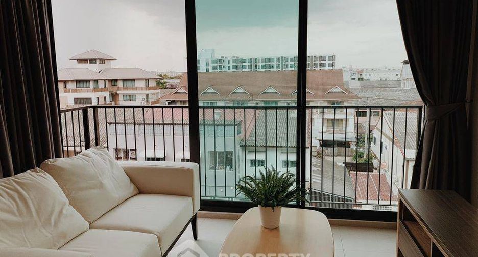 For sale 1 bed condo in Lat Phrao, Bangkok