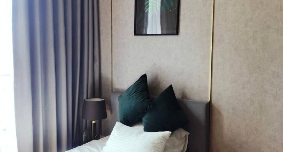 For sale 2 bedrooms condo in Khlong Toei, Bangkok