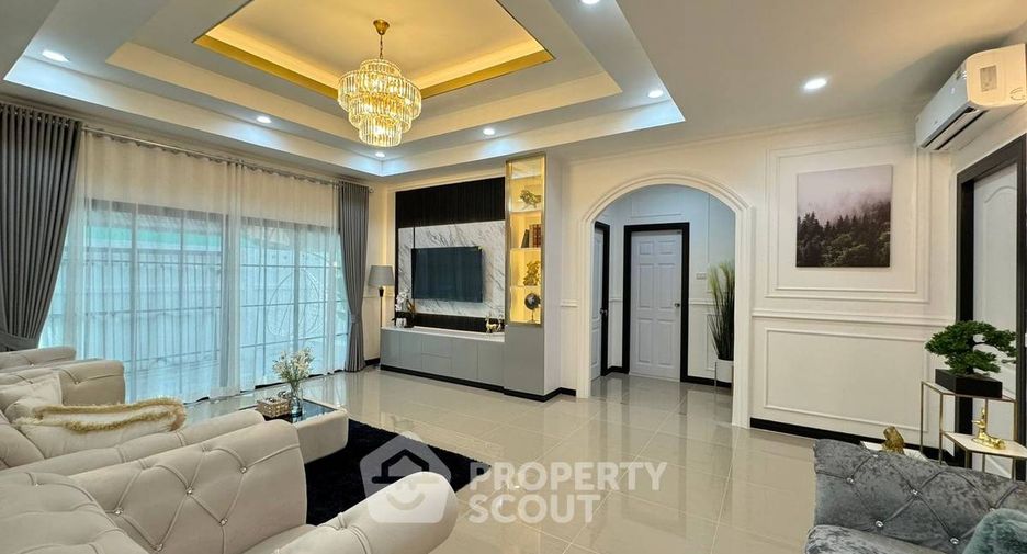 For sale 4 bedrooms house in Bang Lamung, Chonburi