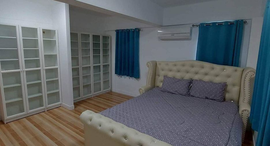 For sale 5 bedrooms house in Sattahip, Pattaya