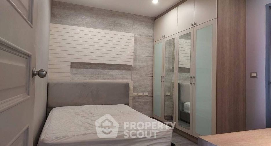 For rent 2 bedrooms condo in Watthana, Bangkok