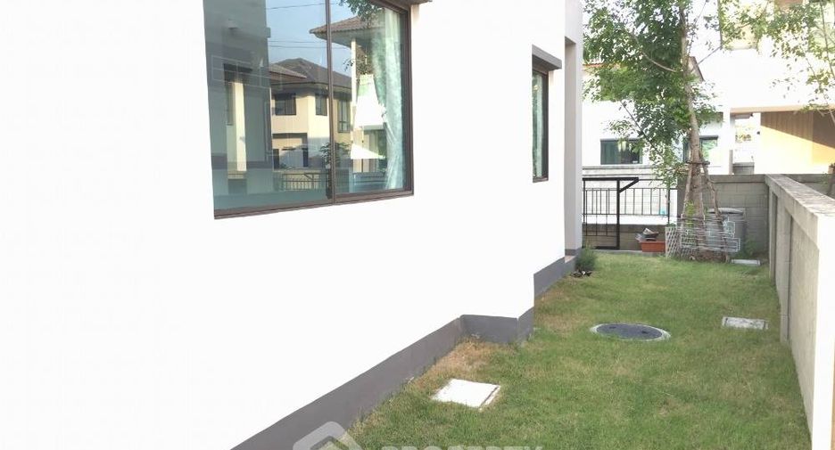 For sale 3 bedrooms house in Bang Phli, Samut Prakan