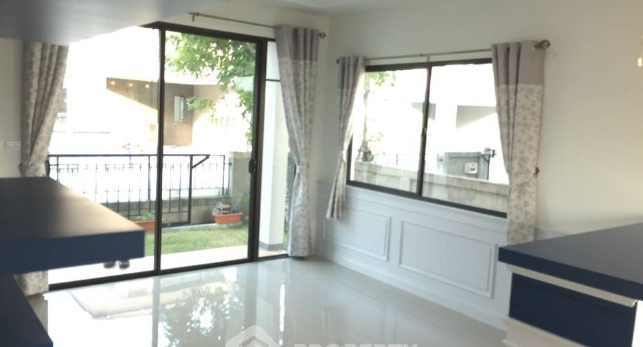 For sale 3 bedrooms house in Bang Phli, Samut Prakan