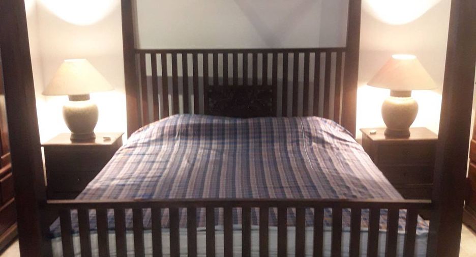 For rent 1 bed condo in Watthana, Bangkok