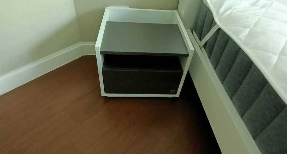 For rent 5 bedrooms condo in Huai Khwang, Bangkok
