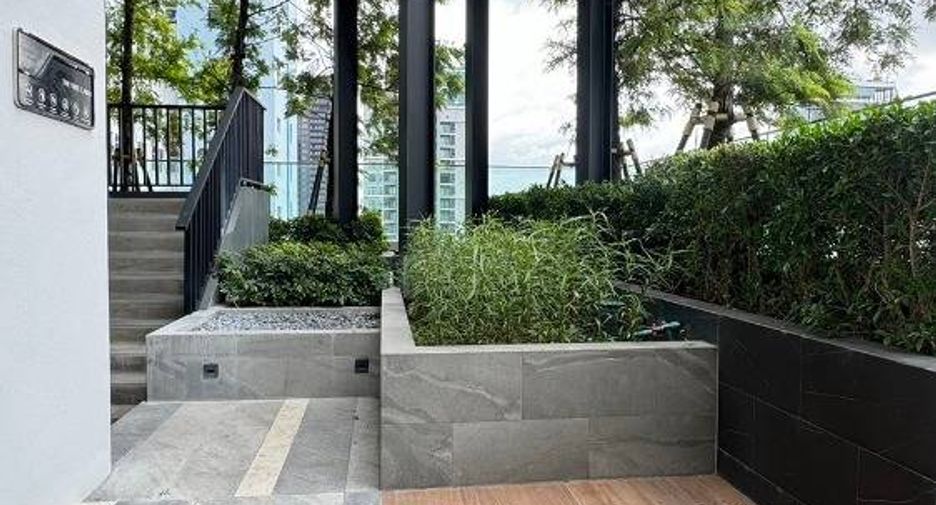 For sale 1 bed condo in Ratchathewi, Bangkok