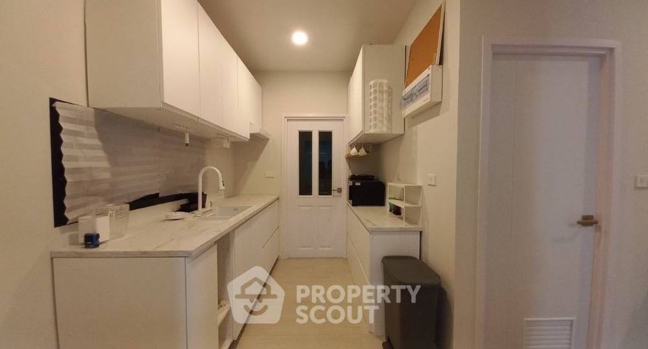 For sale 4 bedrooms house in Phan Thong, Chonburi