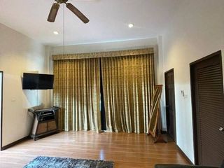 Villa zur Miete mit 4 Zimmer in Bang Lamung, Chonburi