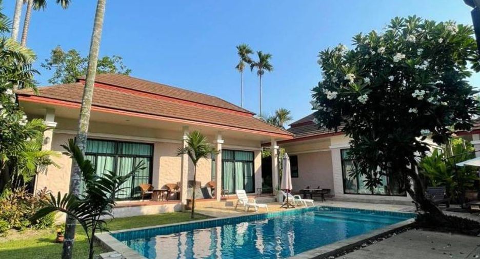 For rent 4 bedrooms villa in East Pattaya, Pattaya
