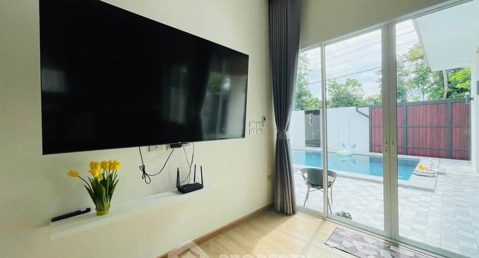Casa en alquiler de 3 habitaciones en East Pattaya, Pattaya