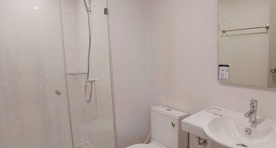 For rent 2 bedrooms condo in Thon Buri, Bangkok