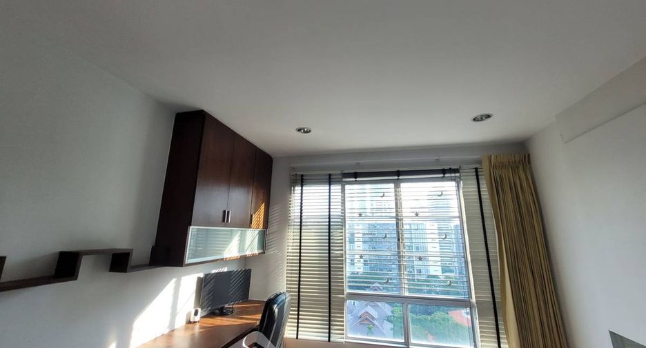 Wohnung zur Miete mit 2 Zimmer in Khlong Toei, Bangkok