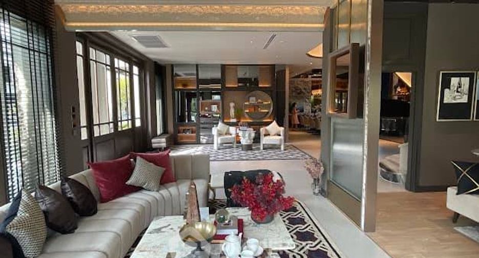 For sale 4 bedrooms house in Bang Phli, Samut Prakan